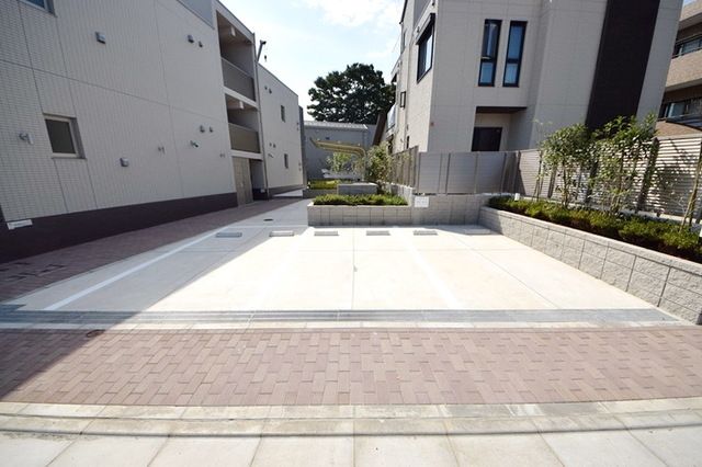 駐車場　★駐車場（空き要確認）★
