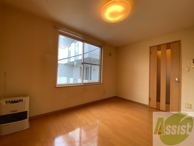 居室・リビング　広くてキレイなお部屋が広がっていて、充実した生活が送れそう。