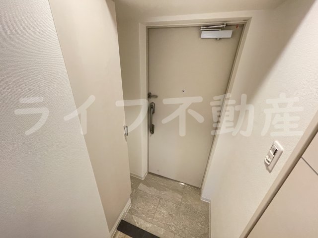 玄関　落ち着いた玄関です