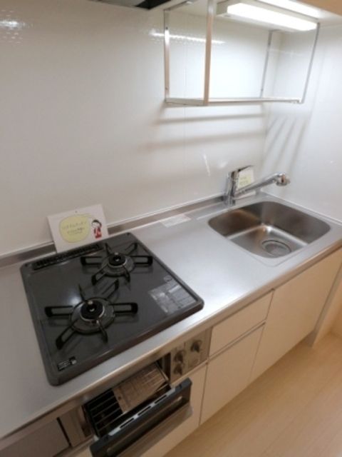 キッチン　※Droom　同タイプ住戸参考写真　現況優先