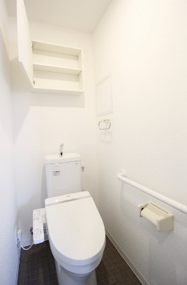 トイレ　※別部屋の参考写真です。
