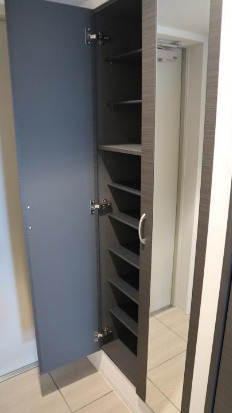 玄関　※別部屋の参考写真です。