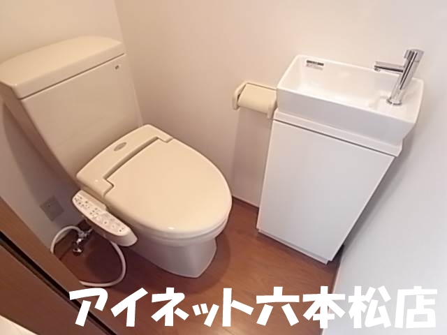 トイレ　落ち着く空間ですね。