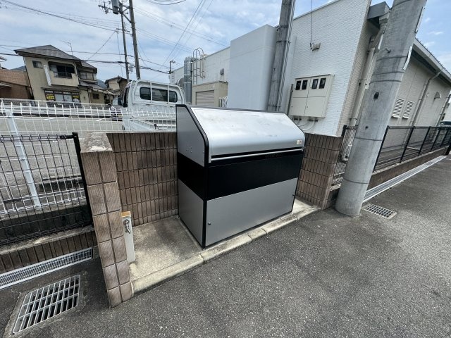 その他　ゴミ捨て場（その他）まで10m