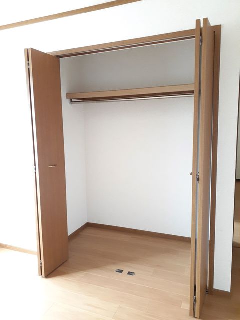 収納　各洋室に収納があります☆