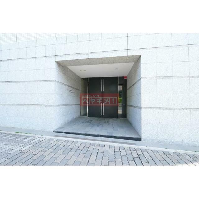 エントランス　エントランス／同建物参考写真