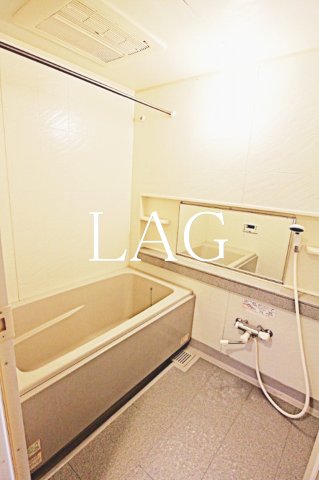 バス・シャワールーム　お風呂です。