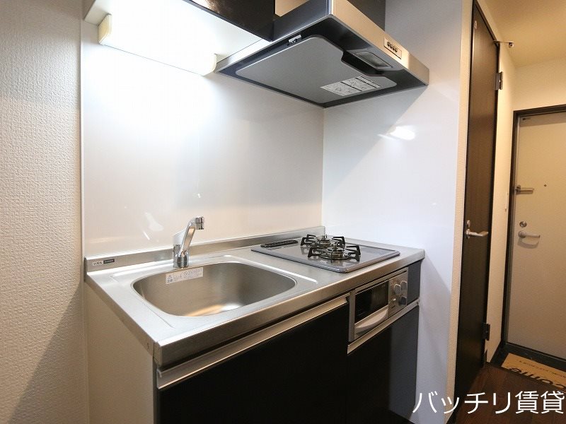 キッチン　※同型タイプ写真の為現状優先。