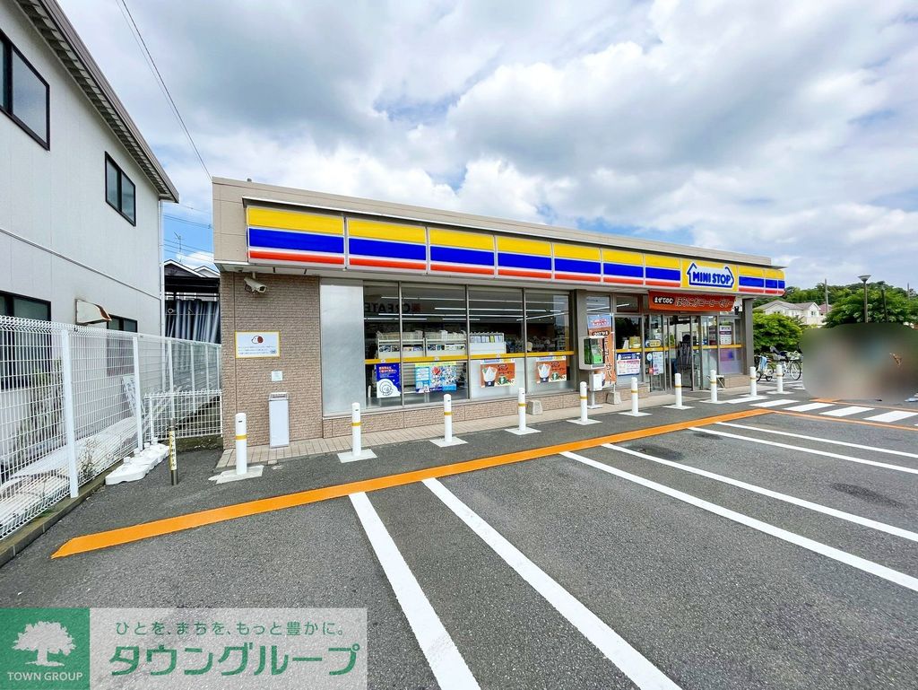 コンビニ　ミニストップ湘南みずき店（コンビニ）まで390m