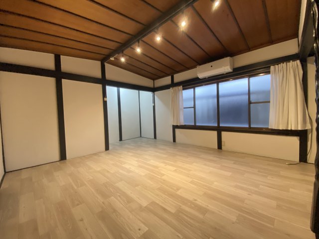 その他部屋・スペース　広々としたリビング