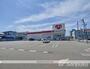 ドラックストア　くすりのレディ　久米店（ドラッグストア）まで988m