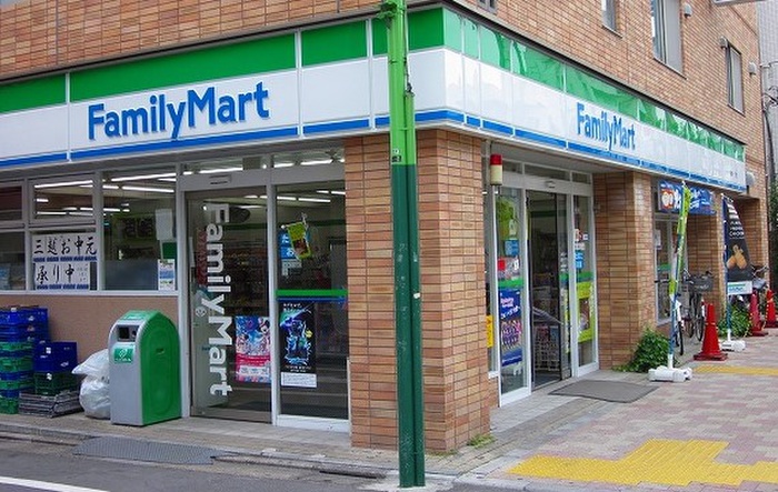 コンビニ　ファミリーマート原町２丁目店（コンビニ）まで83m