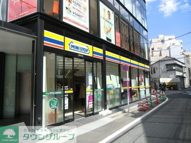 コンビニ　ミニストップ（コンビニ）まで400m
