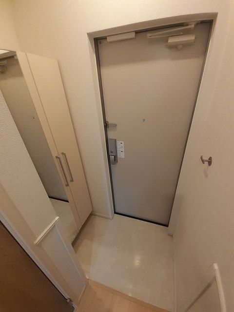 玄関　☆広々とした玄関☆