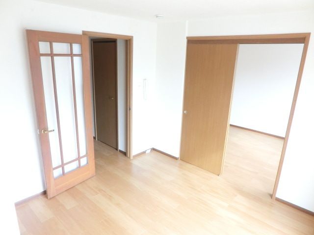 居室・リビング　日当たり良好なお部屋です