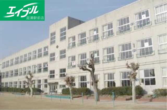 小学校　倉敷市立老松小学校（小学校）まで997m