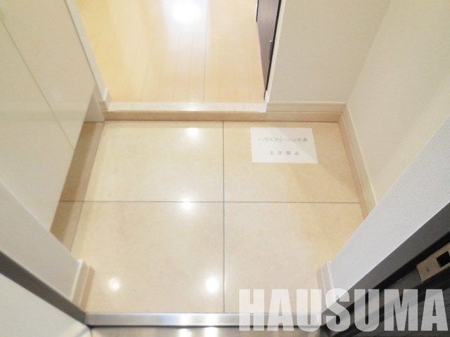 玄関　※他号室写真使用