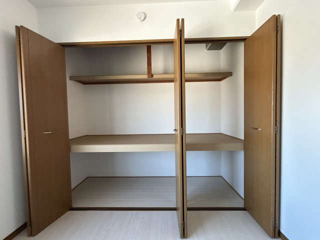 収納　※写真は２０５号室です