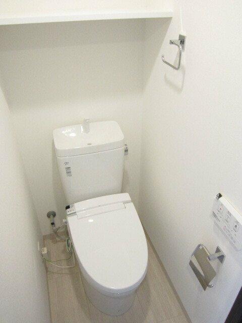 トイレ　シャワー付きトイレ