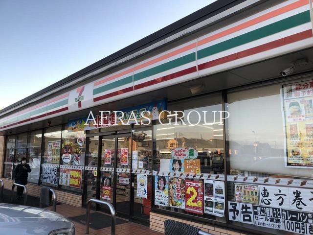 コンビニ　セブン-イレブン 町田芝溝街道店（コンビニ）まで985m