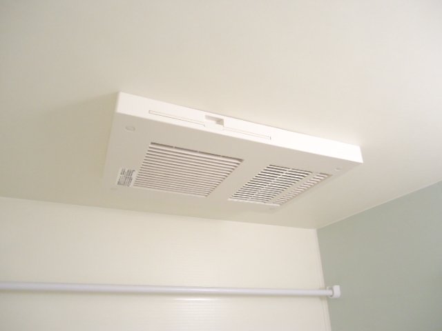 その他設備　浴室乾燥機