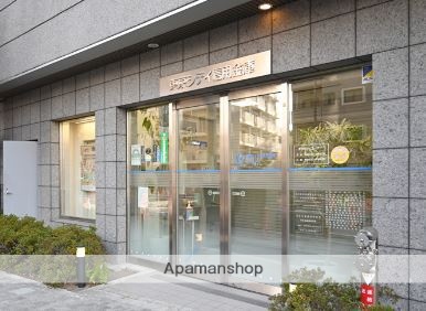 銀行　東京シティ信用金庫小山支店（銀行）まで227m