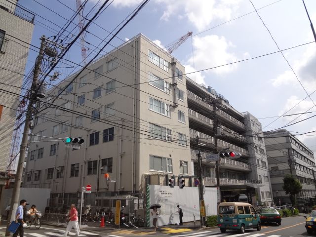その他　日本医科大学附属病院（その他）まで310m