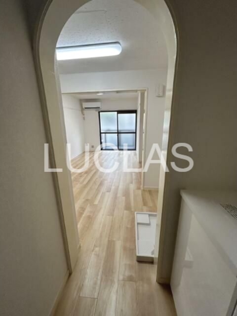 玄関　※参考として　1階のお部屋になります。