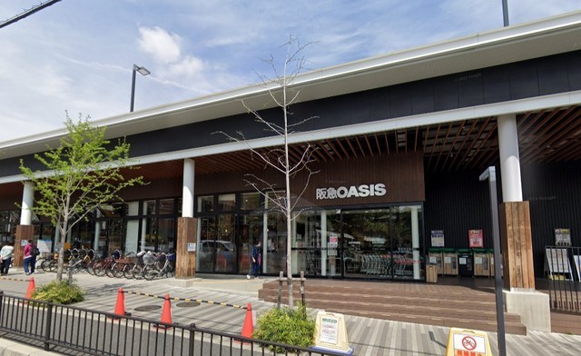スーパー　阪急オアシス　吹田片山店（スーパー）まで409m