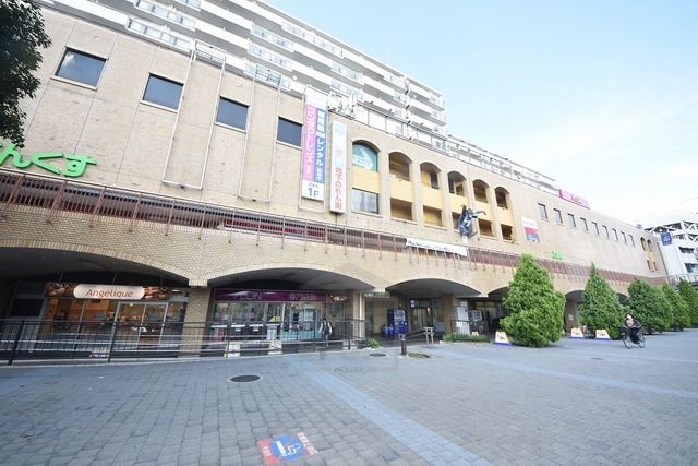 スーパー　イオン　吹田店（スーパー）まで590m