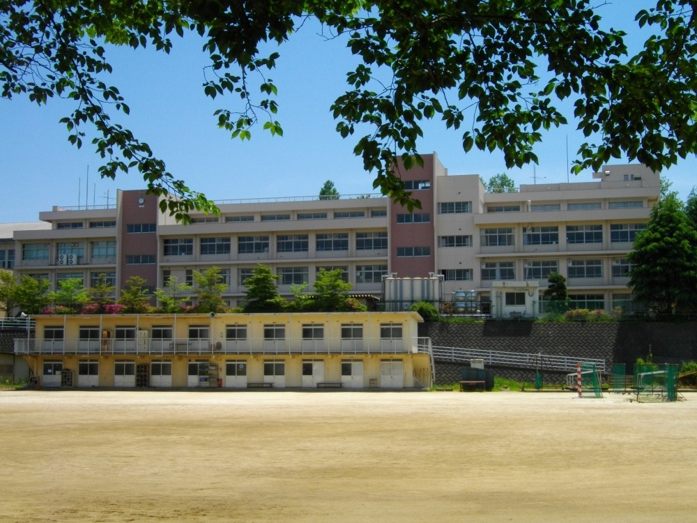 高校・高専　千葉県立流山おおたかの森高等学校（高校・高専）まで1243m