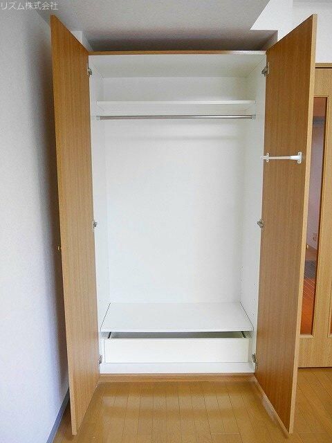 収納　スカイコート文京小石川第2　　文京区小石川5