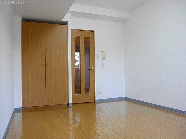 居室・リビング　スカイコート文京小石川第2　　文京区小石川5