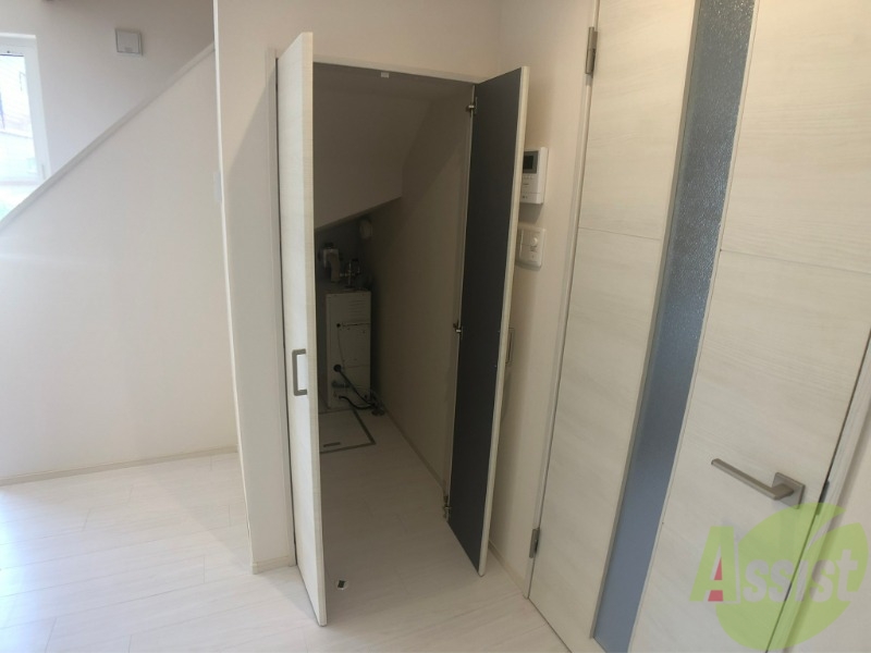 収納　寝室の収納です。部屋がすっきり片付きます。