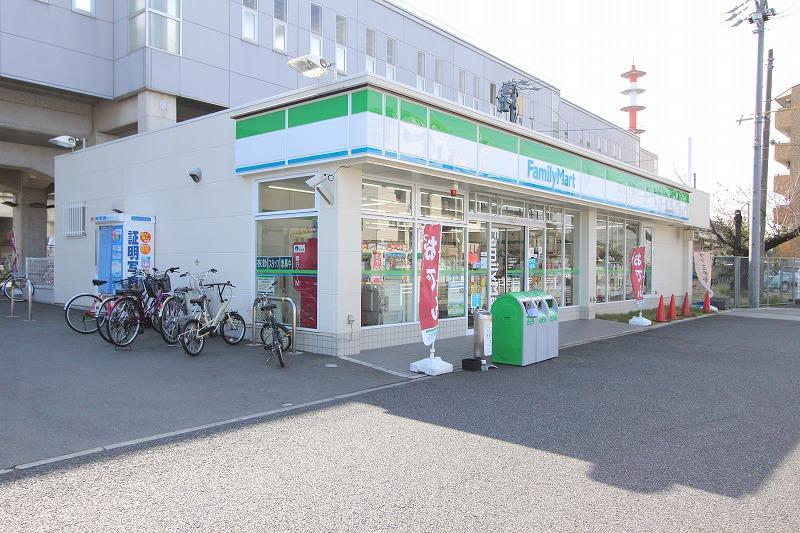 コンビニ　ファミリーマート近鉄烏森駅前店（コンビニ）まで165m