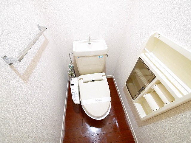 トイレ　清潔感のあるトイレです