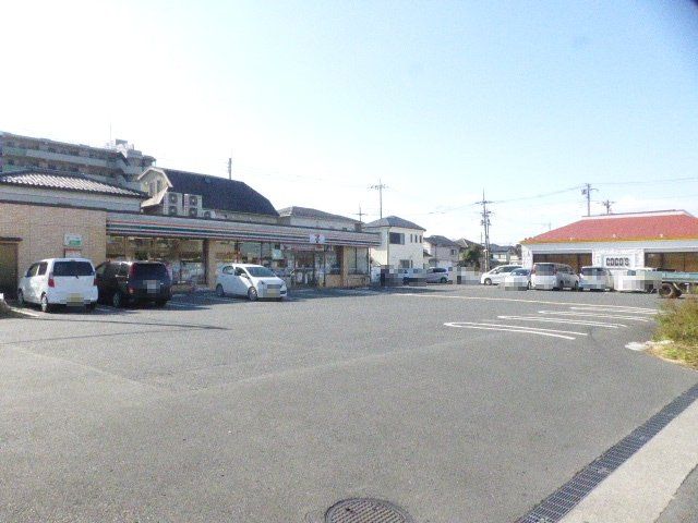 コンビニ　セブンイレブン越谷平方南町店（コンビニ）まで491m