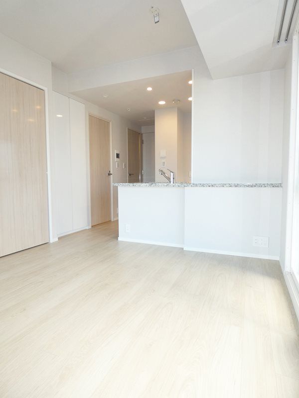 居室・リビング　写真は同タイプ住居です。