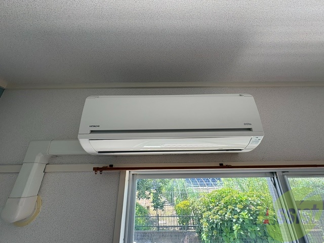 その他設備　こちらはエアコンになります。快適にお過ごし出来ますね。