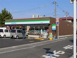 コンビニ　ファミリーマート 岡山築港店（コンビニ）まで282m