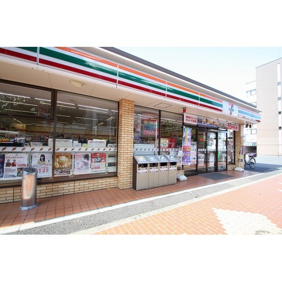 コンビニ　セブン－イレブン　厚木旭町１丁目（コンビニ）まで350m