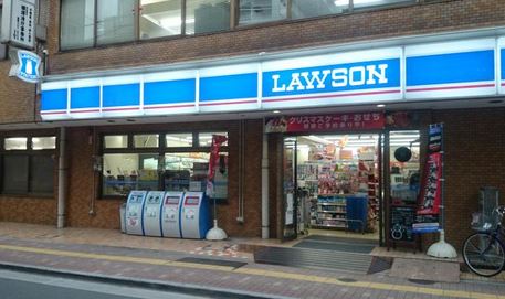 コンビニ　ローソン台東三丁目店（コンビニ）まで53m