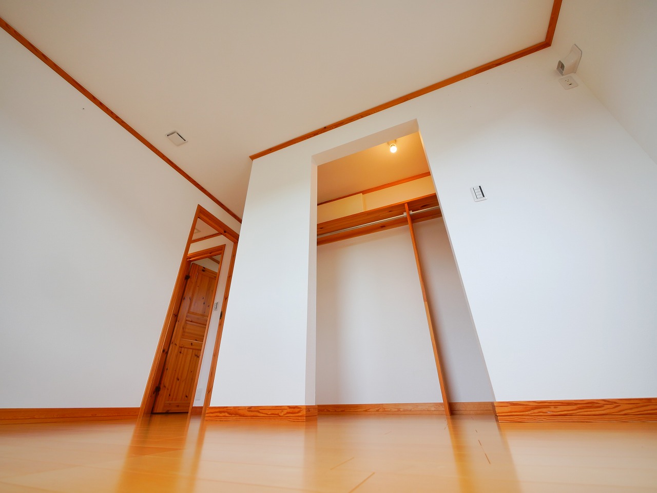 木津川市城山台6丁目戸建の内装写真