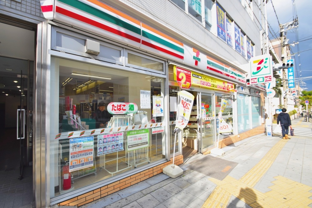 コンビニ　セブンイレブン　大阪天王寺駅北店（コンビニ）まで352m