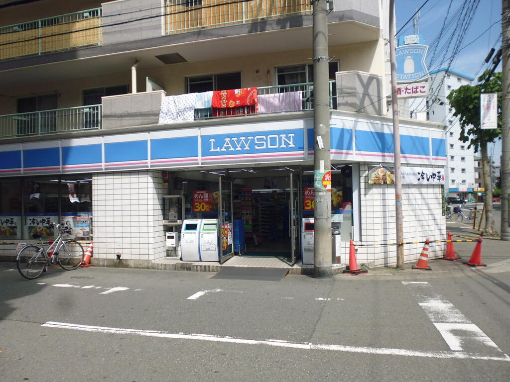 コンビニ　ローソン東淀川店（コンビニ）まで249m