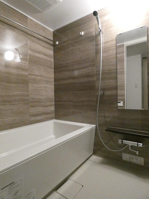 バス・シャワールーム　バス※別部屋参考写真