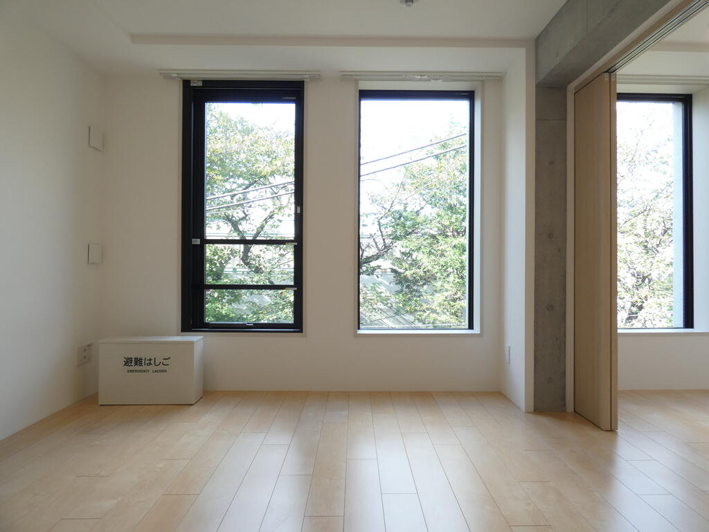 居室・リビング　内観1※別部屋参考写真