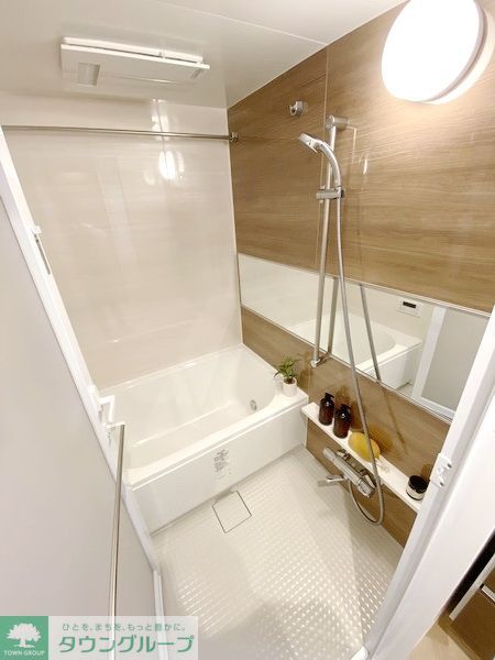 バス・シャワールーム　お部屋探しは株式会社　タウンハウジング　までお気軽にお問合…