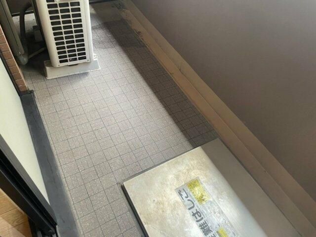バルコニー　バルコニー