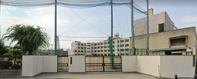 中学校　大阪市立柴島中学校（中学校）まで304m